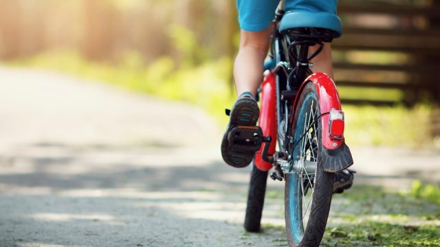 ペダル なし 自転車 乗り 方